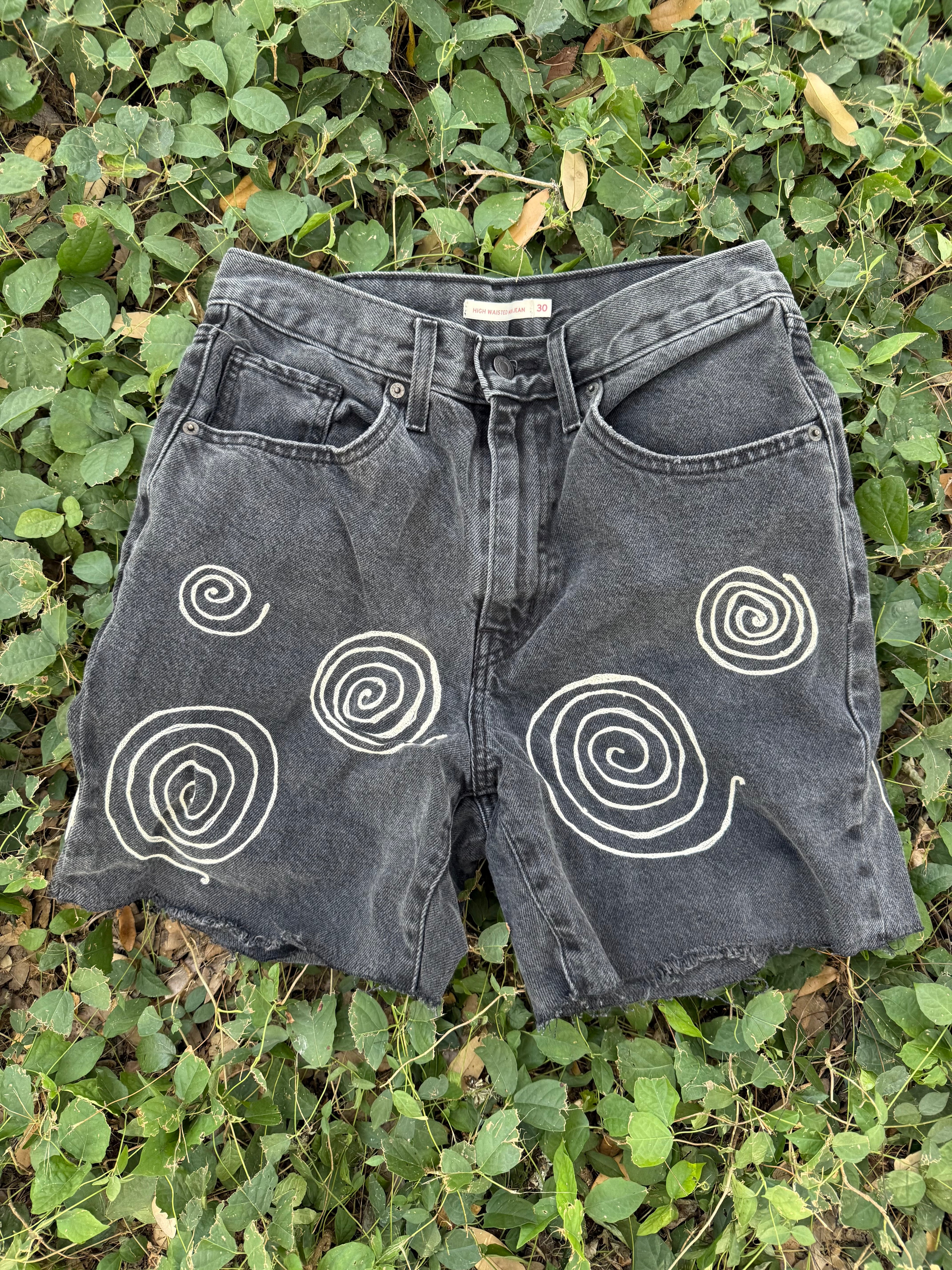 Swirl shorts