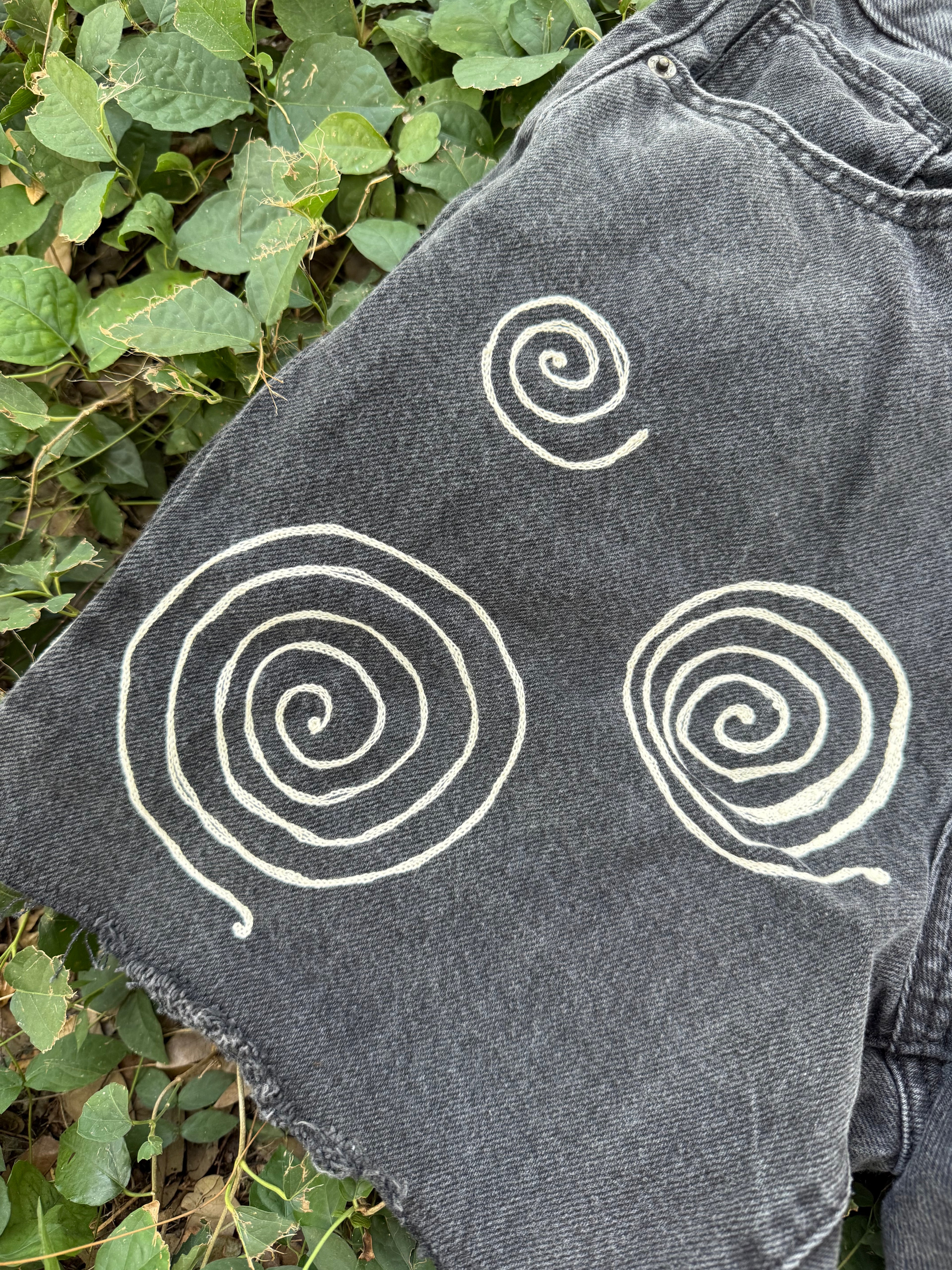 Swirl shorts